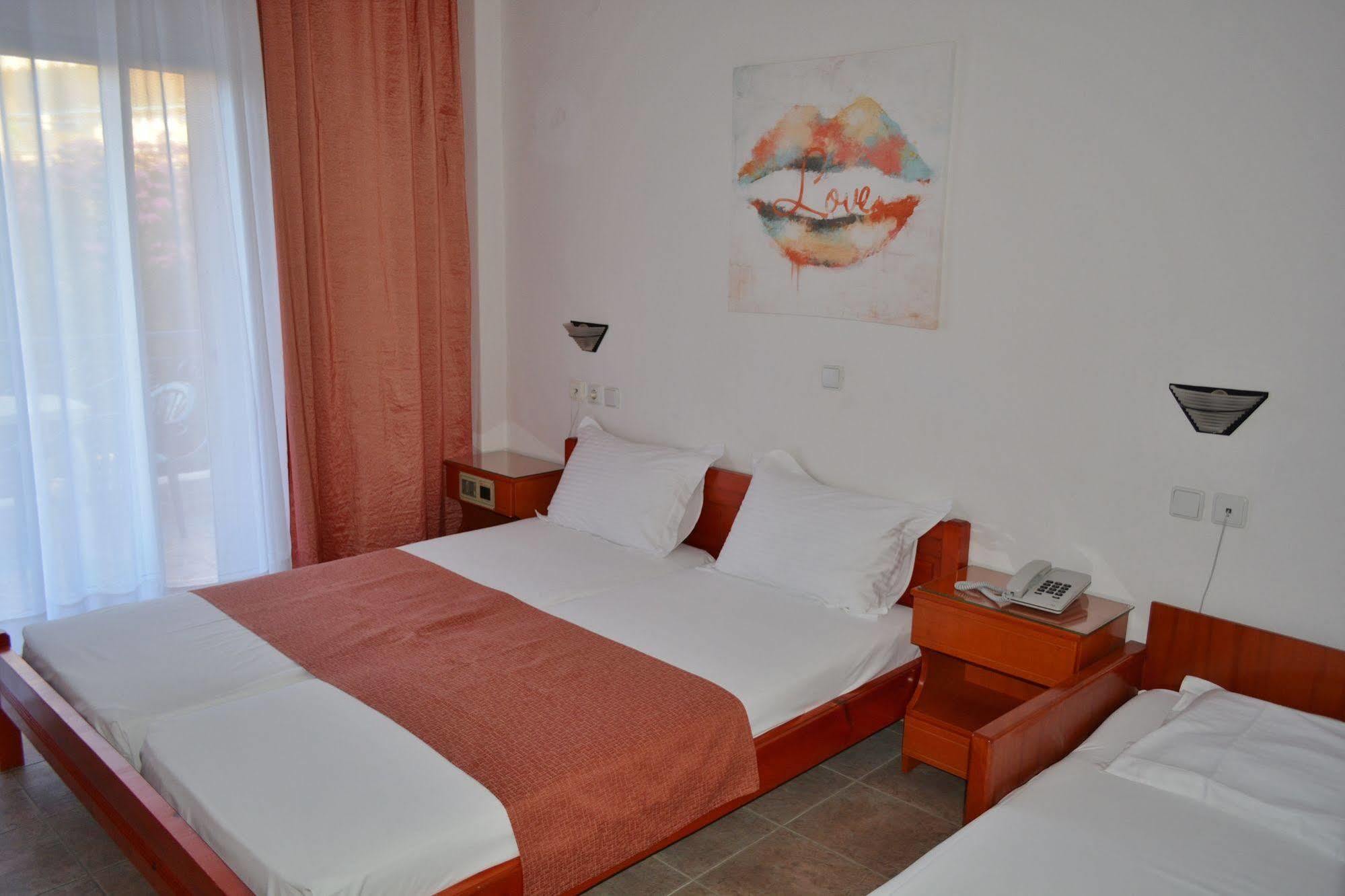 Victor Eleni Hotel Ханиоти Экстерьер фото